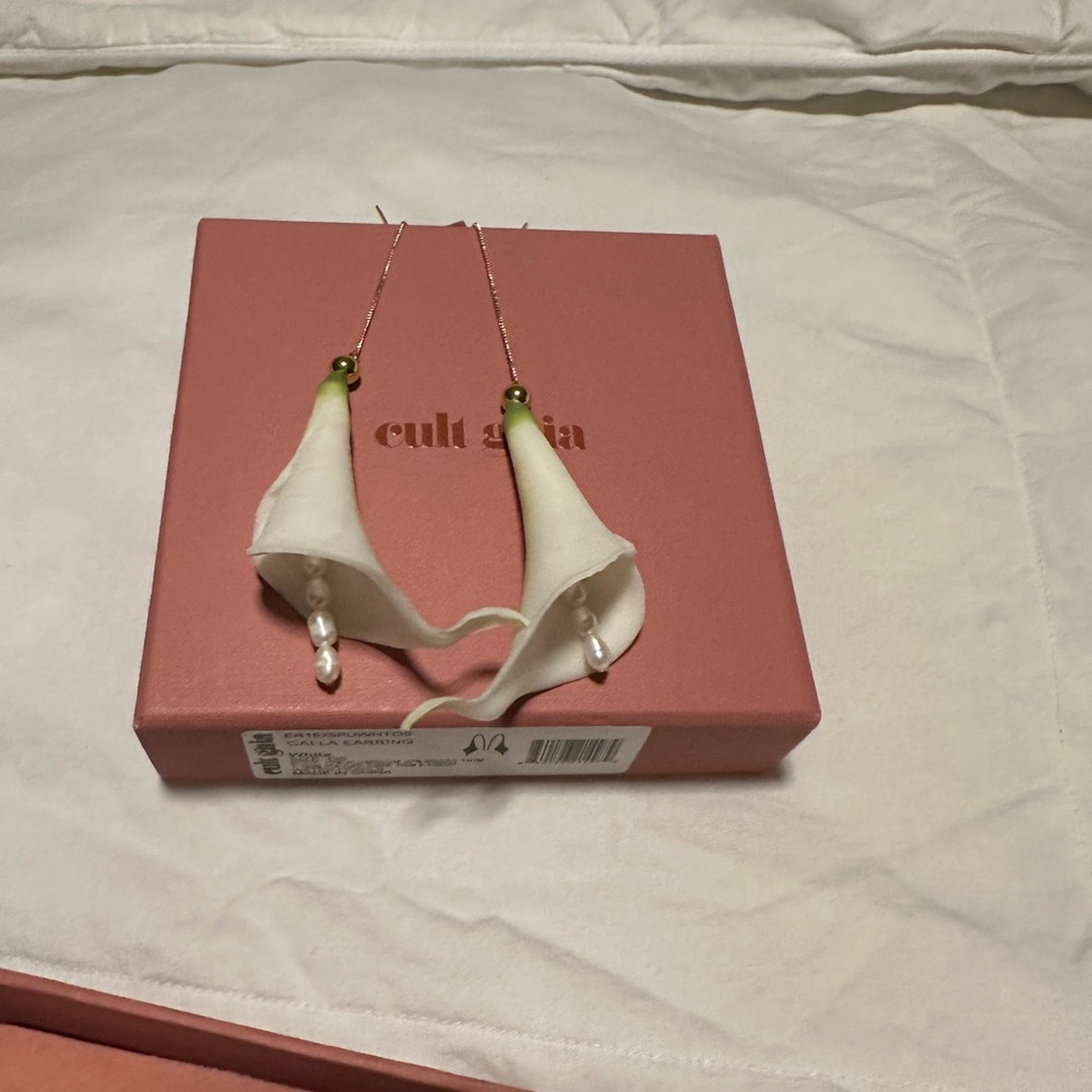 Cult Gaia Calla Earrings